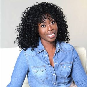 Meet your Posher, Lakitia